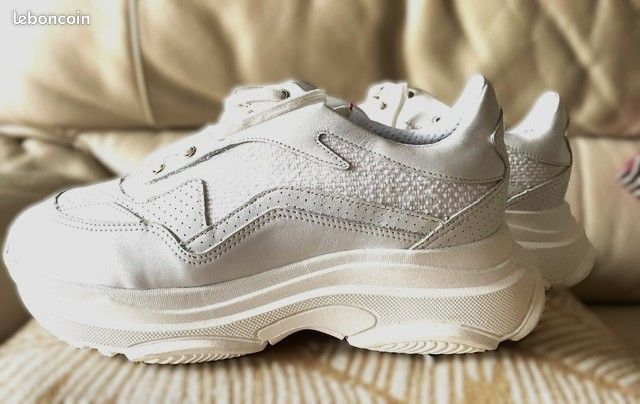 Baskets Sneakers blanches plate-forme neuves de Créateur (image 2)