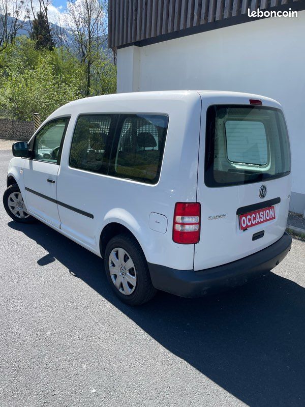 VOLKSWAGEN CADDY 1.6 TDI 105cv (image 3)