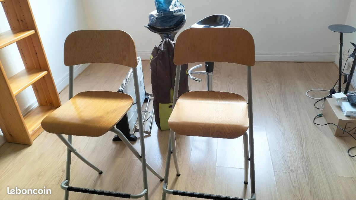 Vente 2 Chaises bois (image 1)