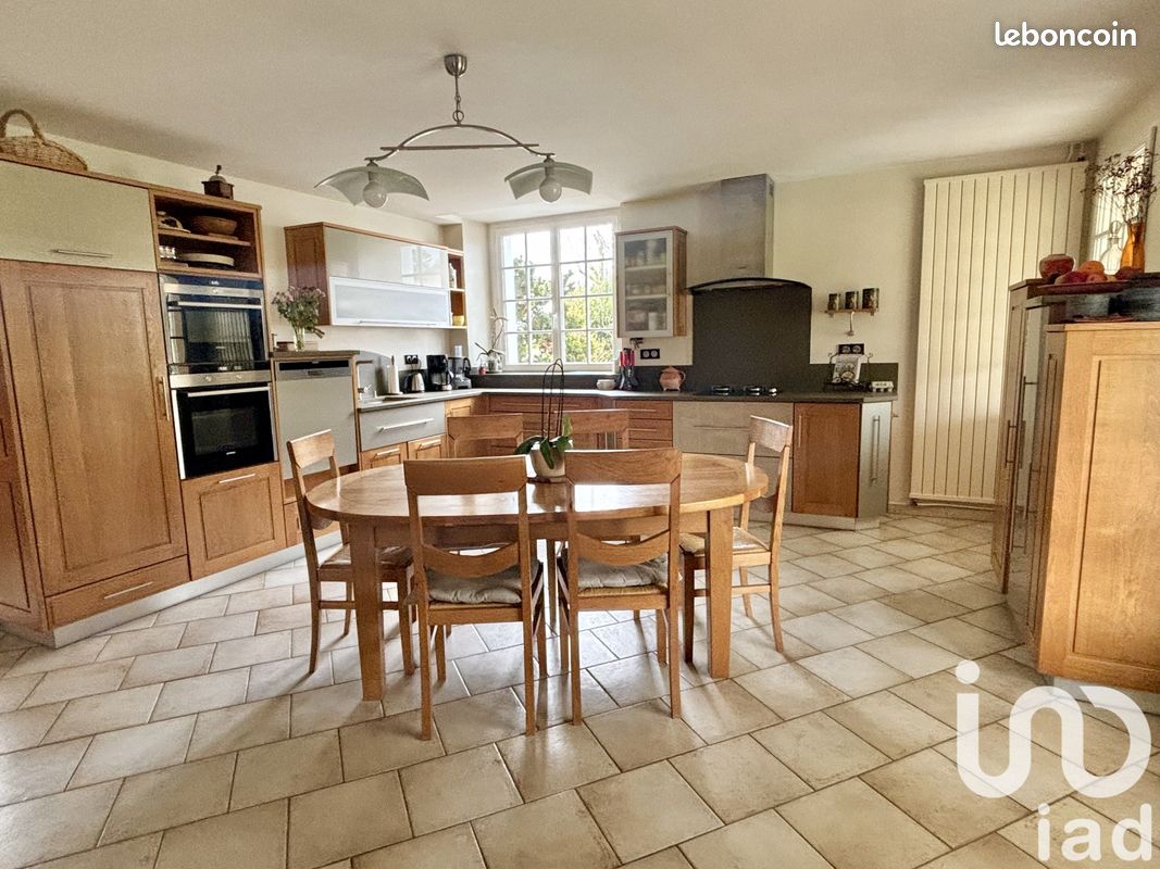 Maison 9 pièces 229 m² - Barbezieux-Saint-Hilaire 16300 (image 3)