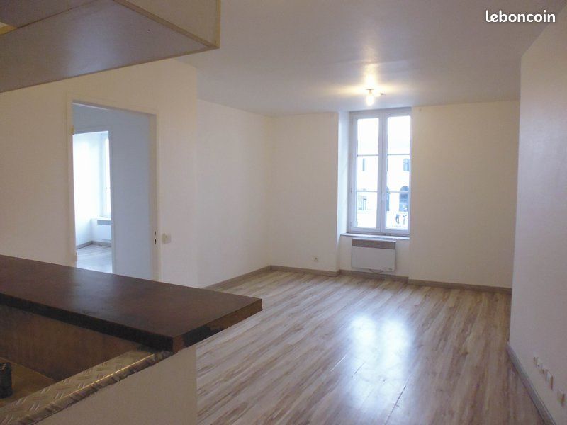 2 pièces 45 m² · à Clermont-Ferrand · 45 m² · 450 €/mois