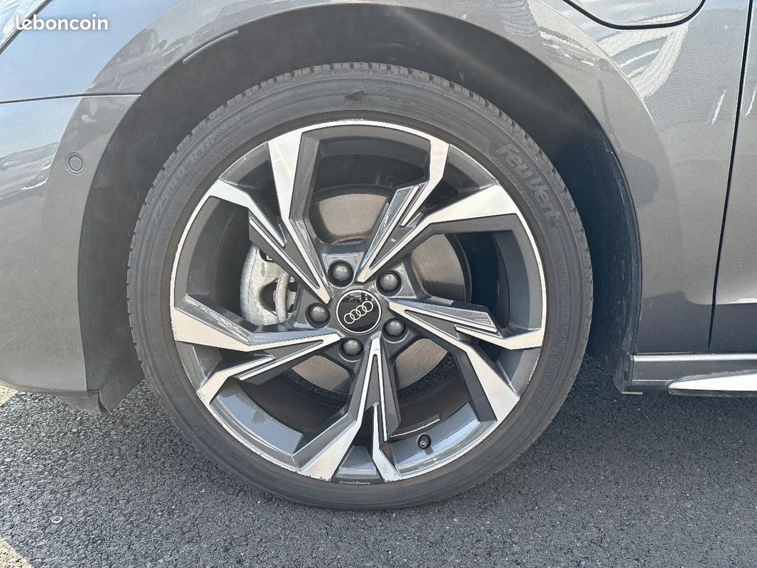 AUDI A3 SPORTBACK 40 TFSI e 204 S-Tronic 6 S-line (image 24)
