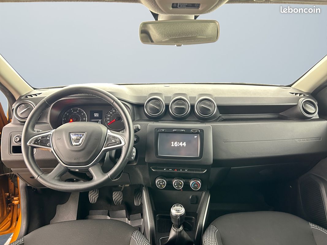 DACIA Duster dCi 110 4x2 Prestige (image 16)