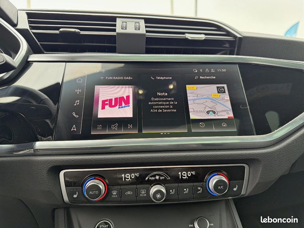 AUDI Q3 35 TDI 150 ch S tronic 7 S line (image 23)