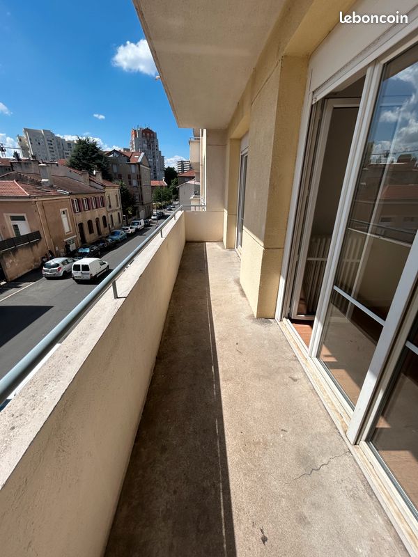 Appartement 3 pièces 62 m² · à Saint-Étienne · 62 m² · 624 €
