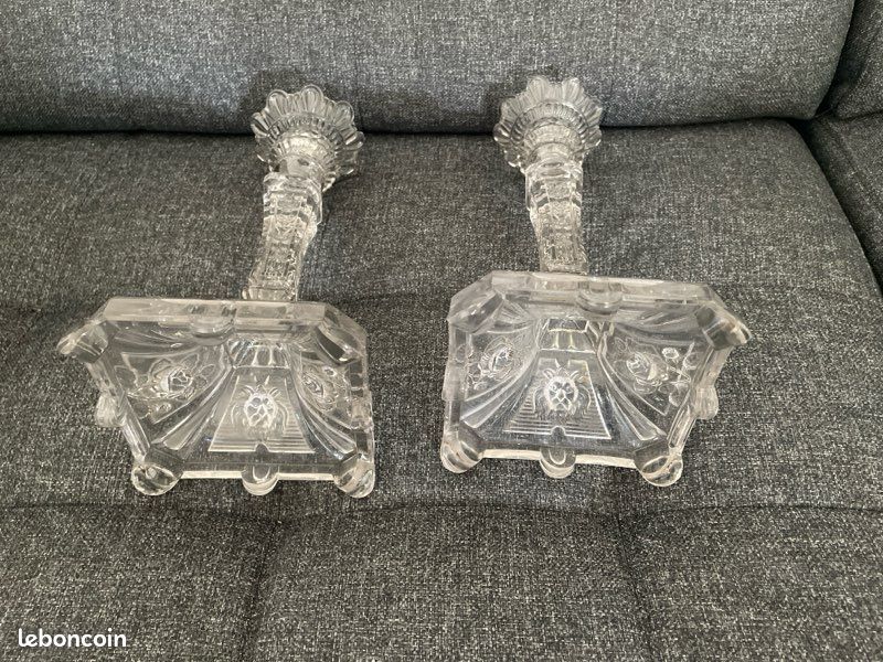1 PAIRE DE BOUGEOIR en verre ciselé ( LE LION ET LA ROSE ) en parfait état (image 10)