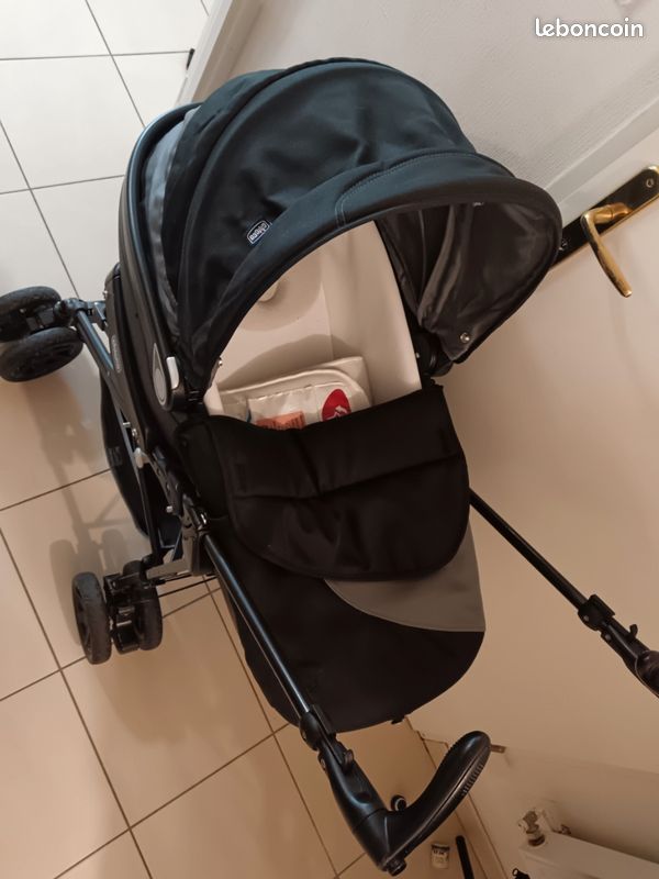 Poucette trio Chicco (image 3)