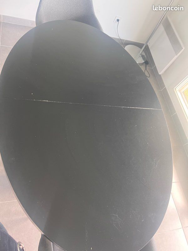 Table à manger noir ronde (image 3)