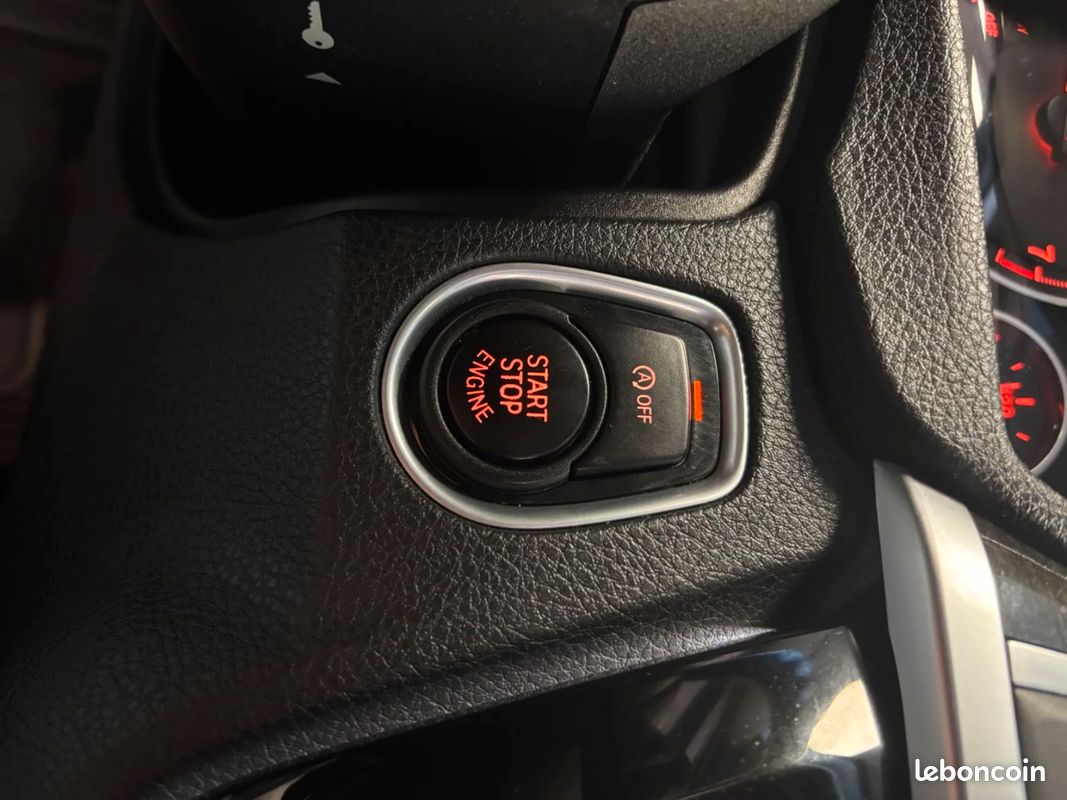 BMW SERIE 3 TOURING F31 LCI2 330i xDrive 252 ch BVA8 Lounge (image 21)