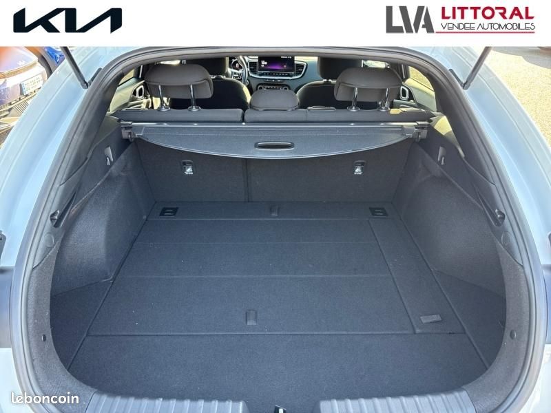 Kia ProCeed 1.5 T-GDi 140ch GT-line DCT7 (image 13)