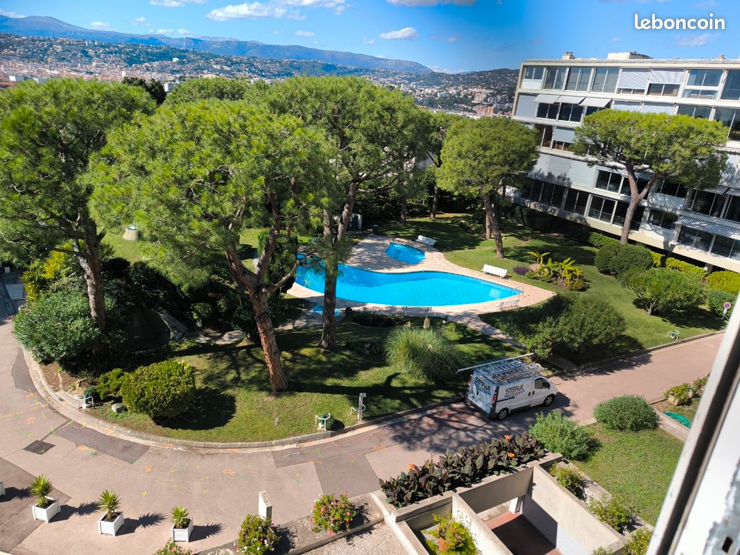 Appartement 4 pièces 82 m² · à Nice · 82 m² · 2 300 €/mois