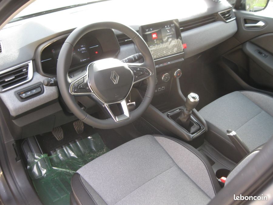 Renault clio 5 tce 90 ch evolution gris schiste metal (image 4)