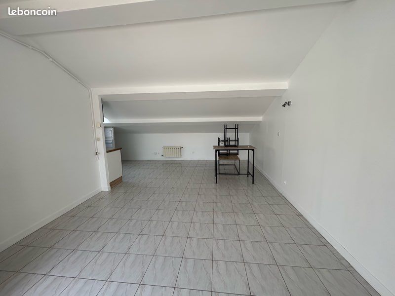 Appartement 1 pièce 55 m² · à Valence · 55 m² · 500 €