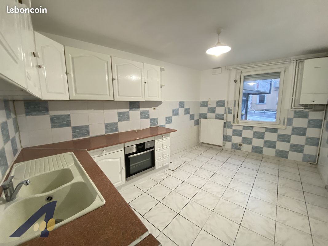 Maison 3 pièces 104 m² · à Bethoncourt · 104 m² · 700 €/mois