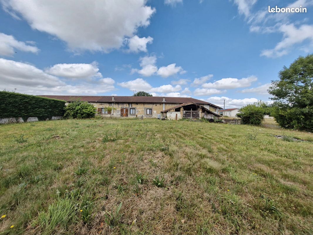 Maison 5 pièces 91 m² · à Curtafond · 91 m² · 180 000 €