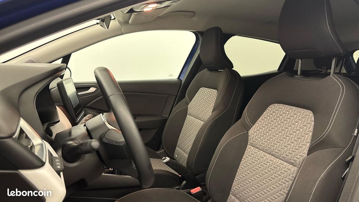 Renault Clio V Evolution SCe 65 (image 12)