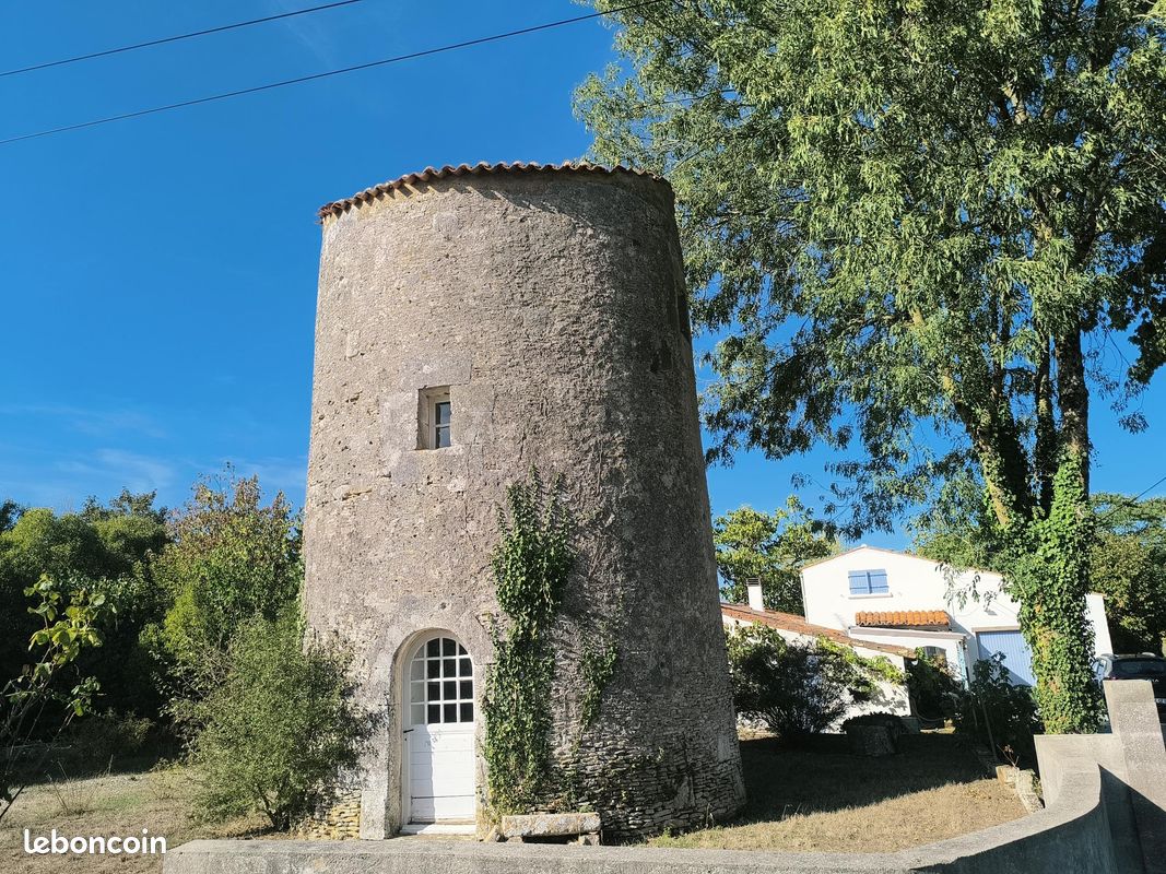 Maison 160 m² · à Saint-Hippolyte · 160 m² · 324 300 €