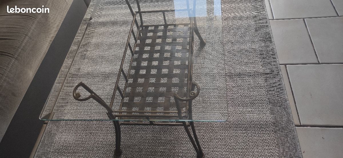 Table basse verre et fer forgé (image 1)