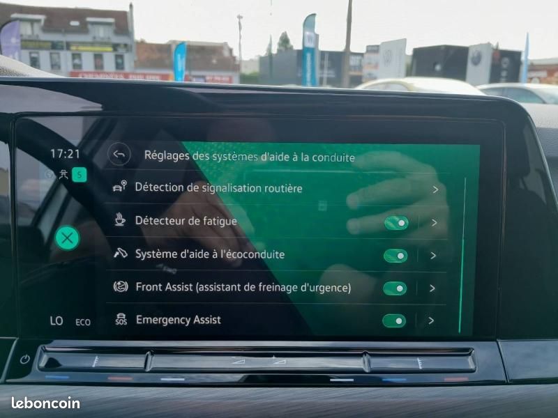 Volkswagen Golf 1.4 eHybrid OPF 204ch Style DSG6 (image 21)