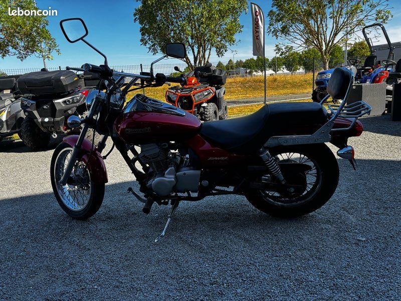 Moto 125 cm3 kawasaki 125 eliminator état proche du neuf (image 4)