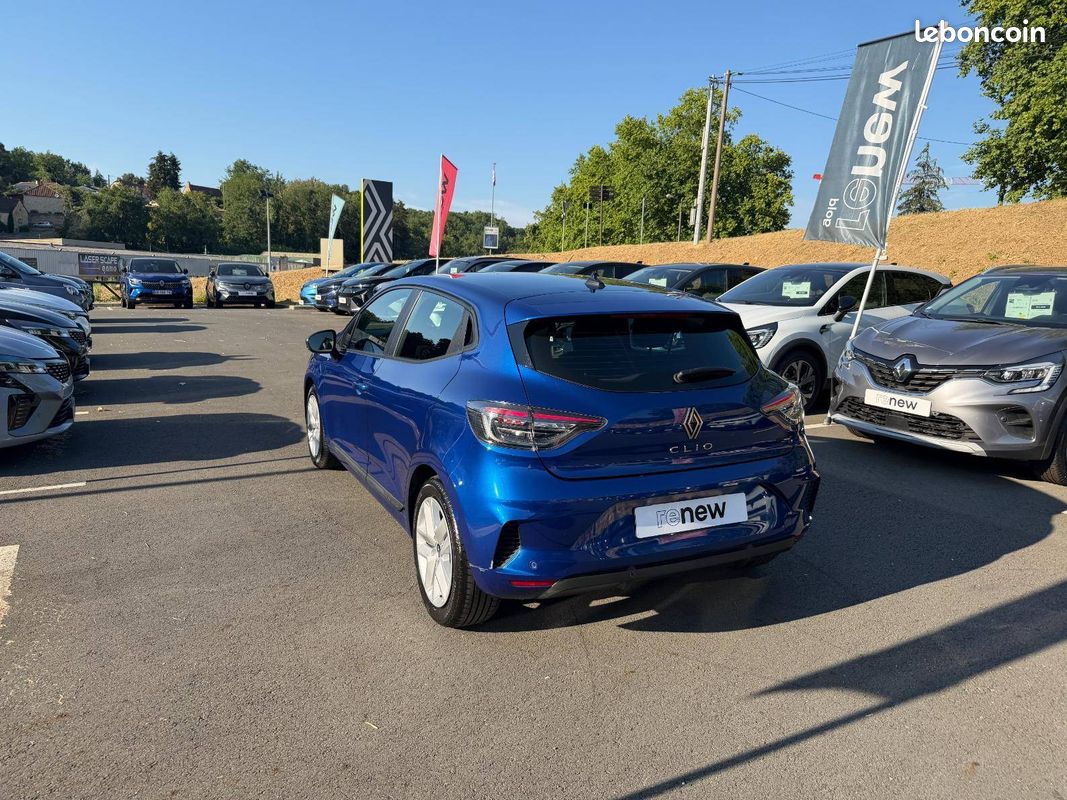 RENAULT Clio E-Tech full hybrid 145 Evolution (image 7)