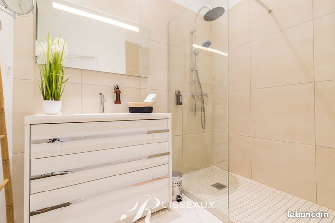 Appartement 3 pièces 138 m² — 7
