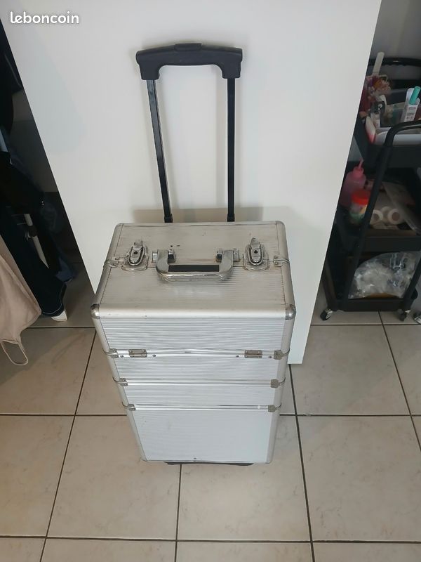 Valise esthétique (image 1)