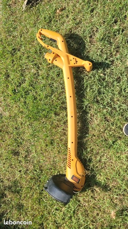 Taille bordure Black & Decker (image 1)