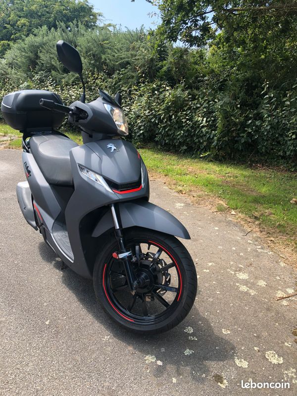 Velocità Massima Peugeot Tweet 200 Opinioni Motorino Scooter 200