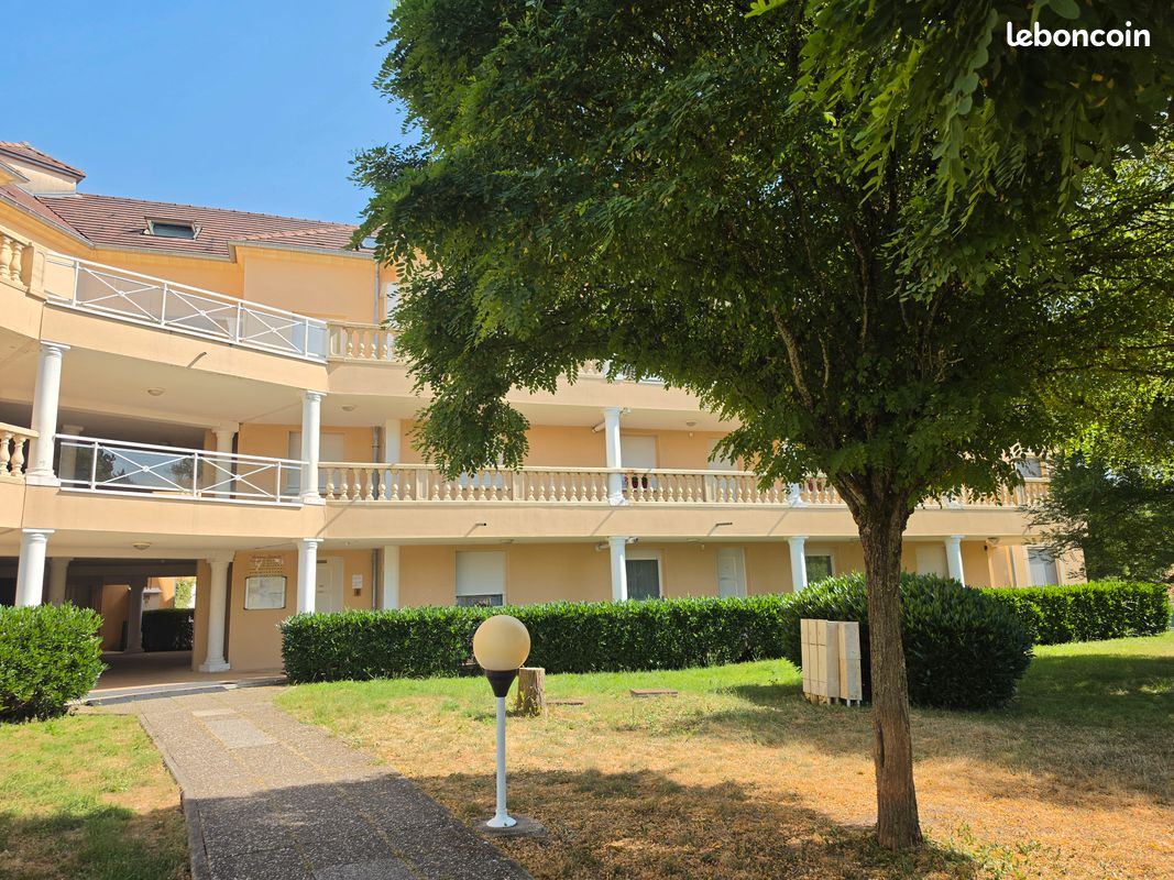 Appartement 4 pièces 96 m² · à Dieuze · 96 m² · 870 €