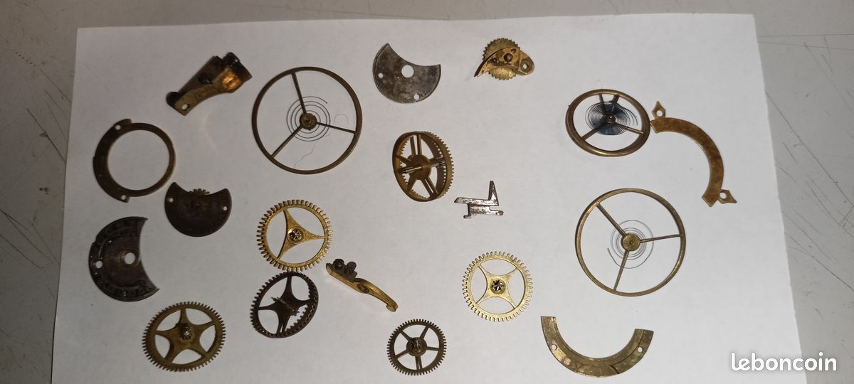 HORLOGERIE :lot de pièces de montre à coq (image 1)