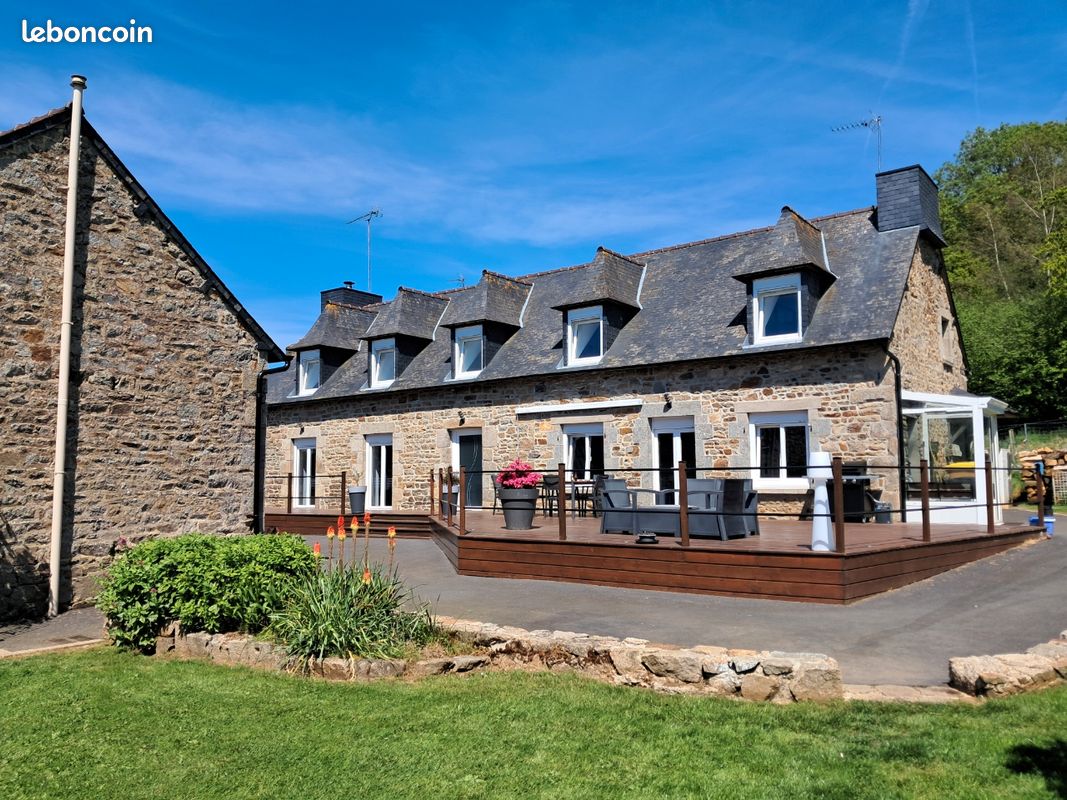 Maison 5 pièces 155 m² · à Plaintel · 155 m² · 395 000 €