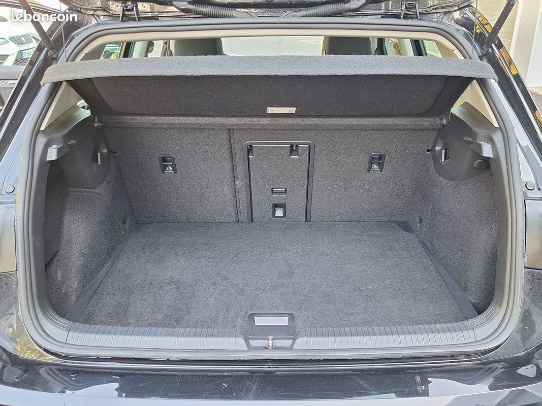Volkswagen golf viii 1.5 prix 17940 ttc etsi opf 150 style 1st dsg7 toit ouvrant (image 8)