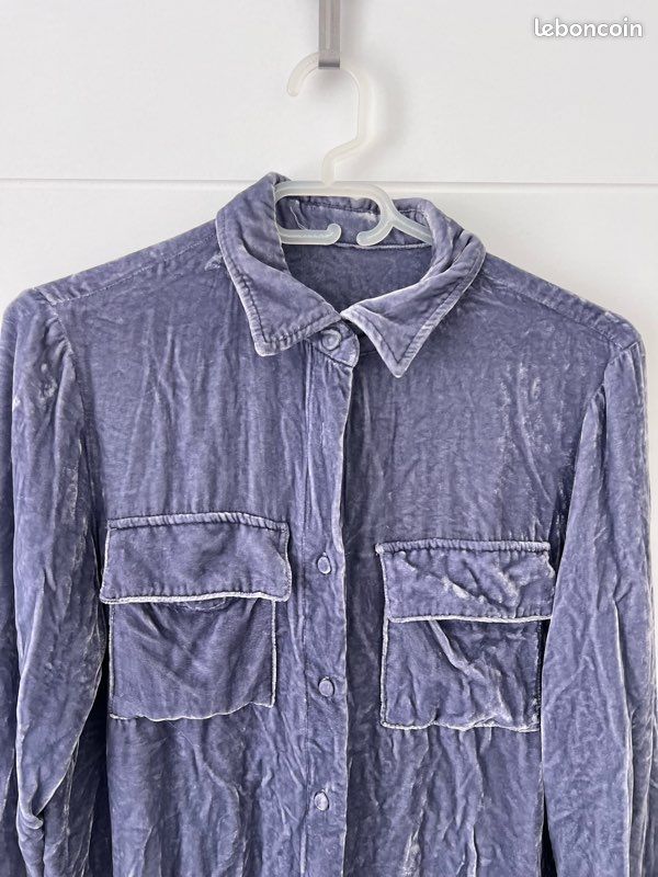 Chemise en velours violet pour femme (image 2)