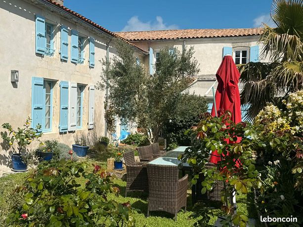 Propriété en viager 8 pièces 233 m²