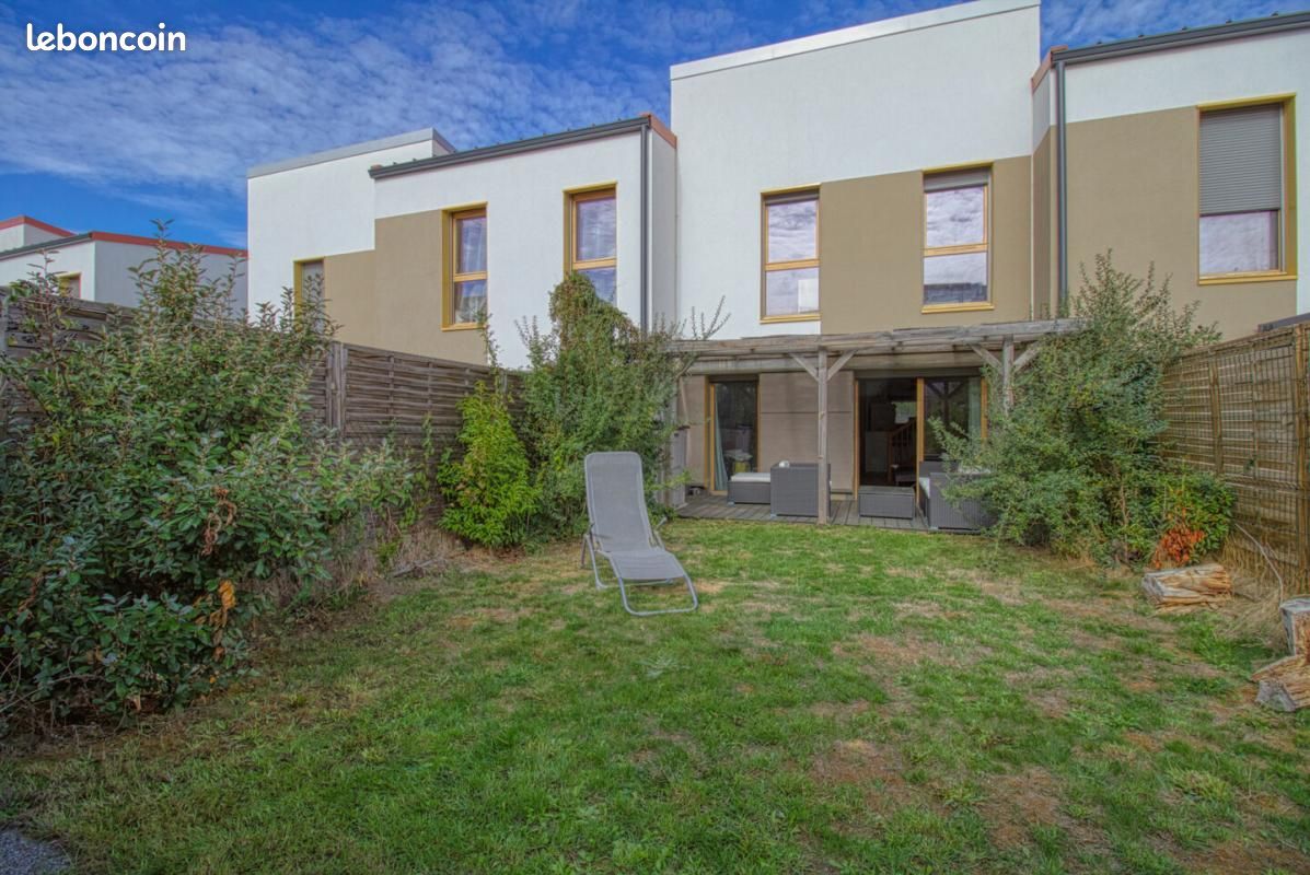 Maison 5 pièces 80 m² · à Bussy-Saint-Georges · 80 m² · 365 000 €