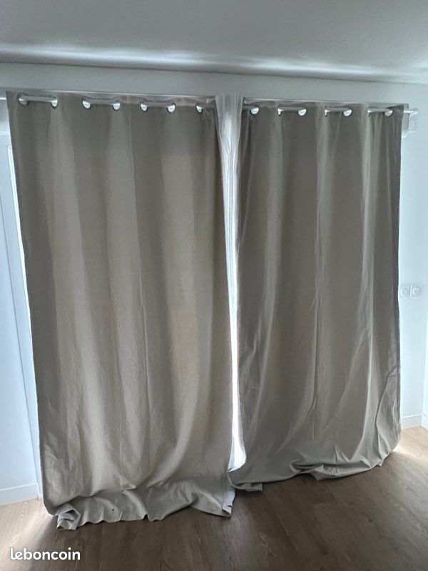 Lot 3 rideaux + barre+ support (image 2)