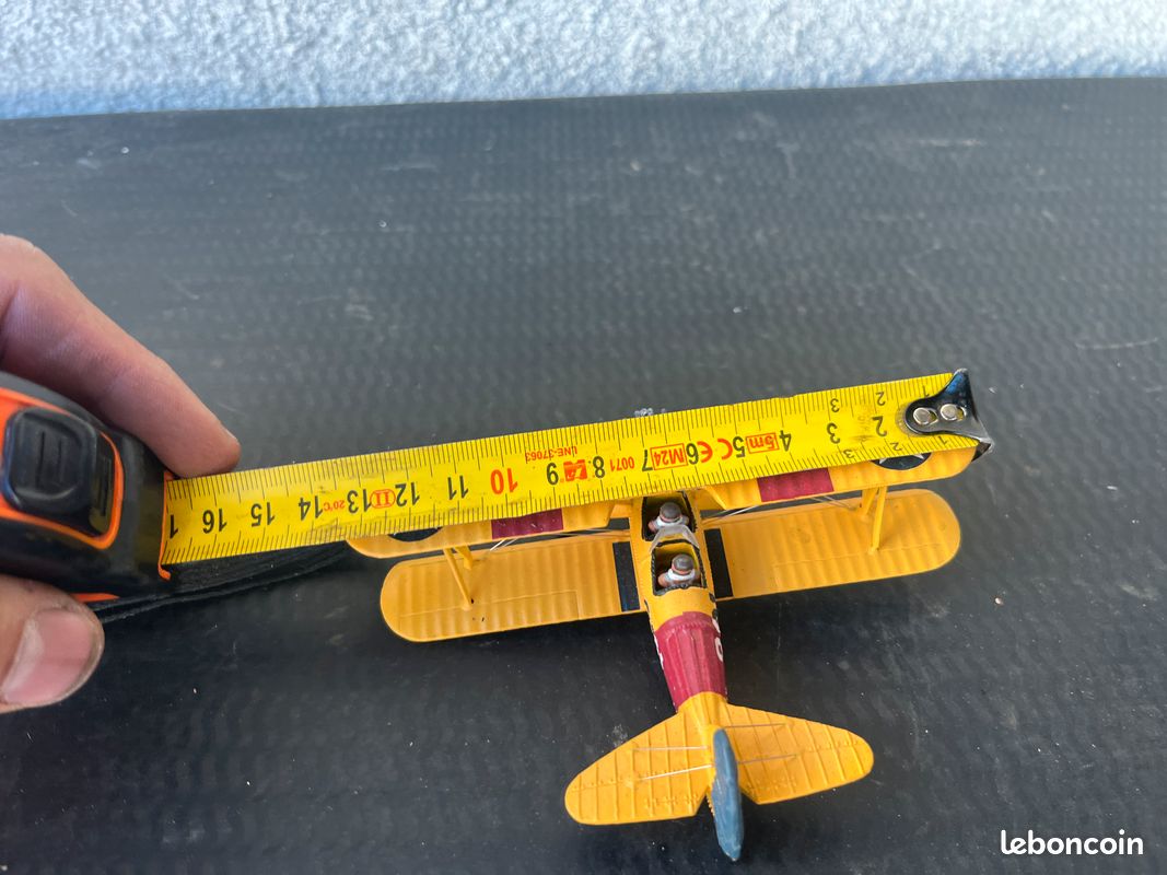 Superbe maquette ancienne d'avion biplan militaire Boeing-Stearman Model 75 (image 5)