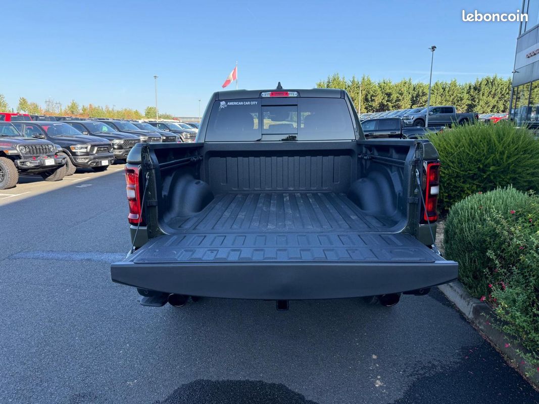 Dodge ram 1500 crew bighorn back country v8 (image 5)