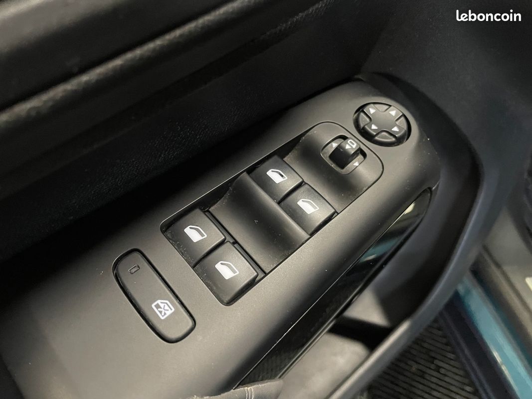 CITROEN C5 AIRCROSS PureTech 130 SS BVM6 Feel 2ème Main Avec Caméra 360 + Régulateur + CarPlay/Android Auto (image 27)