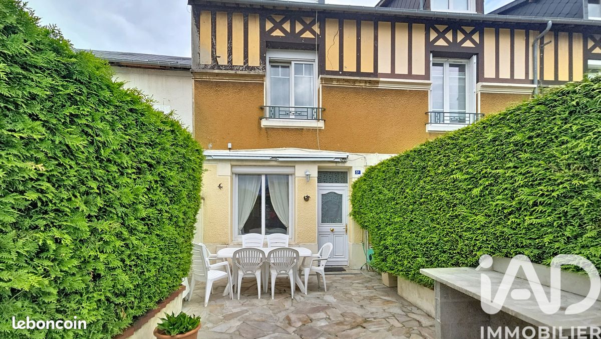 Maison 4 pièces 75 m² · à Lisieux · 75 m² · 149 500 €