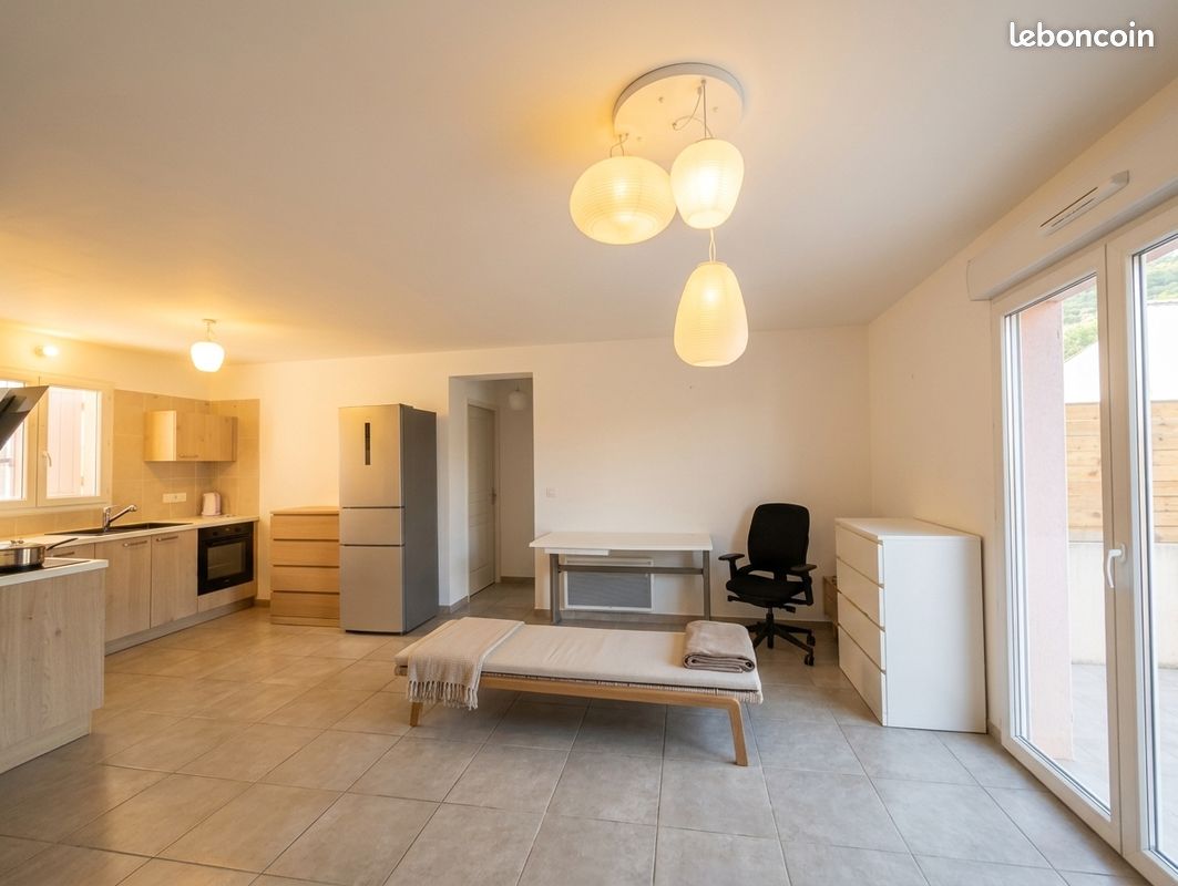 Maison 4 pièces 90 m² · à Gréoux-les-Bains · 90 m² · 339 000 €