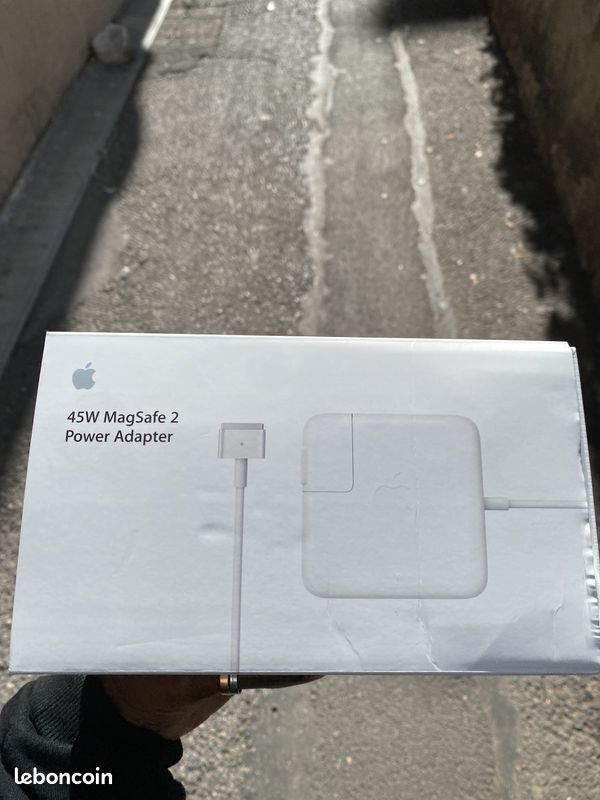 Chargeur MacBook pro (image 1)