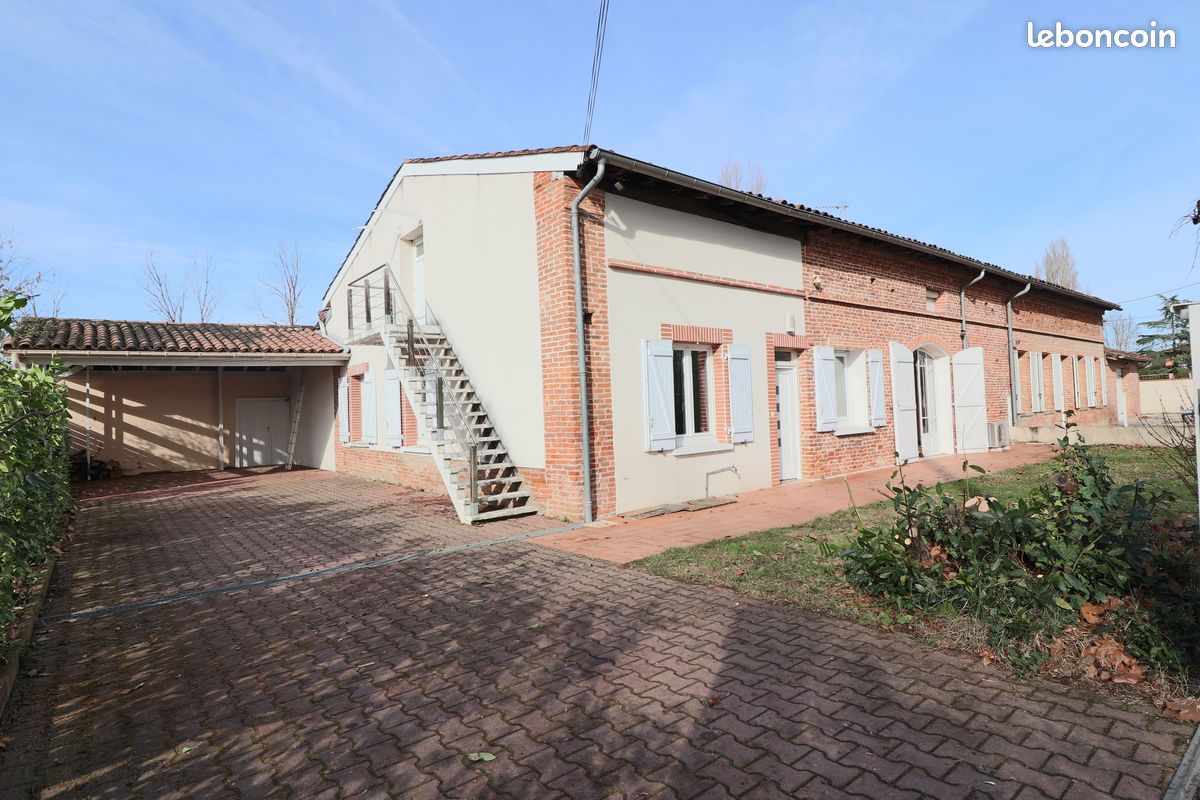Maison 11 pièces 260 m² · à Quint-Fonsegrives · 260 m² · 299 000 €