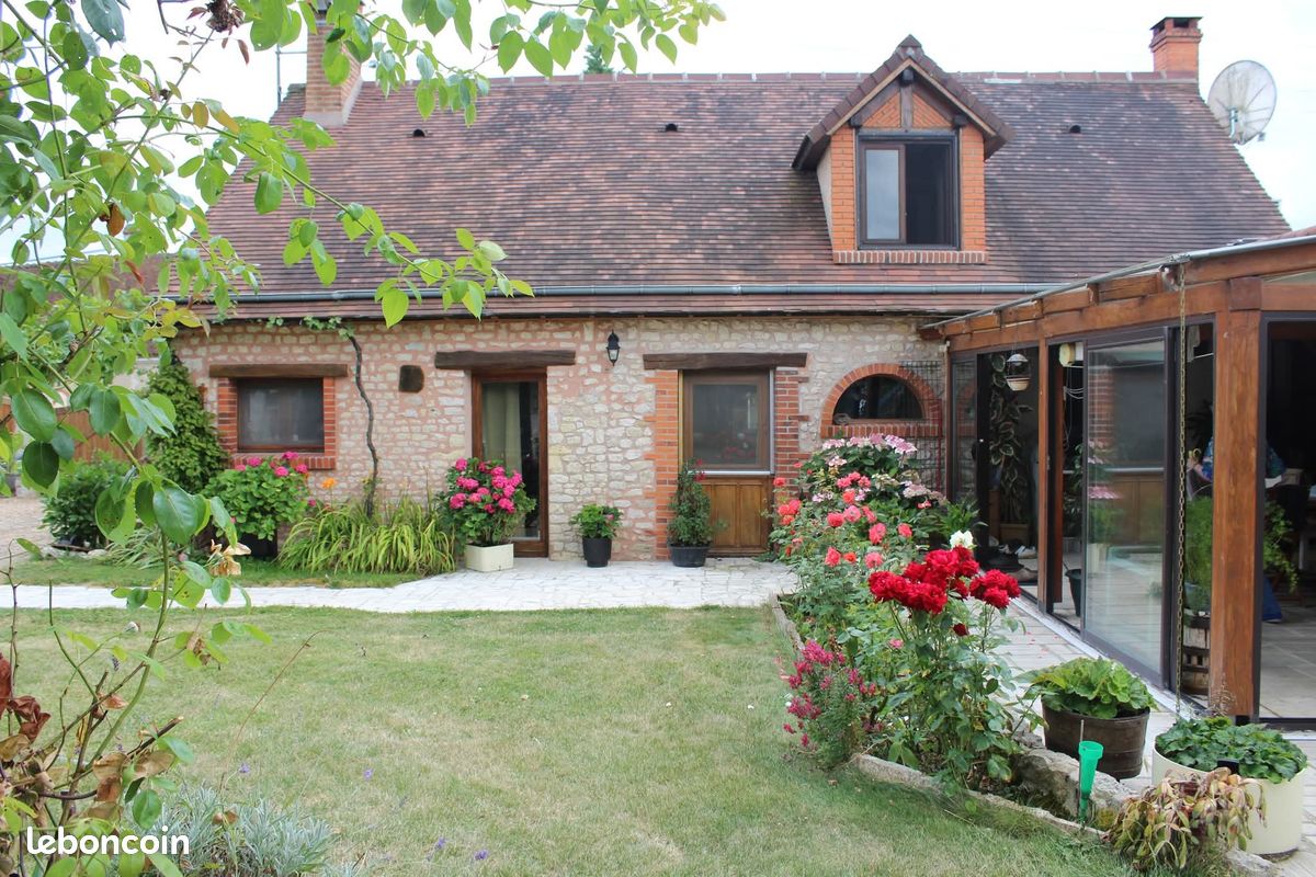 Maison 5 pièces 120 m² · à Batilly-en-Gâtinais · 120 m² · 225 000 €