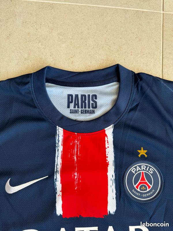 Trois ans avant l'édition collector du sacre européen, le PSG avait déjà mis une étoile sur son maillot - Le Parisien