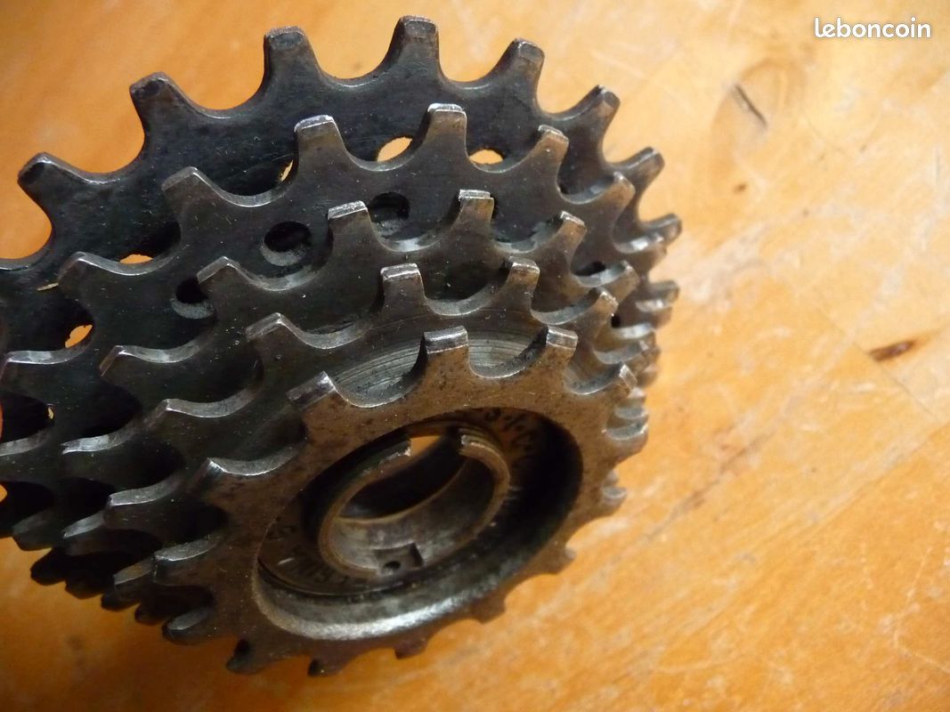 Roue libre cassette 9 vitesses OMABETA - 12-36T - Alliage d'aluminium Roue libre cassette 9 vitesses OMABETA - 12-36T - Alliage d'aluminium