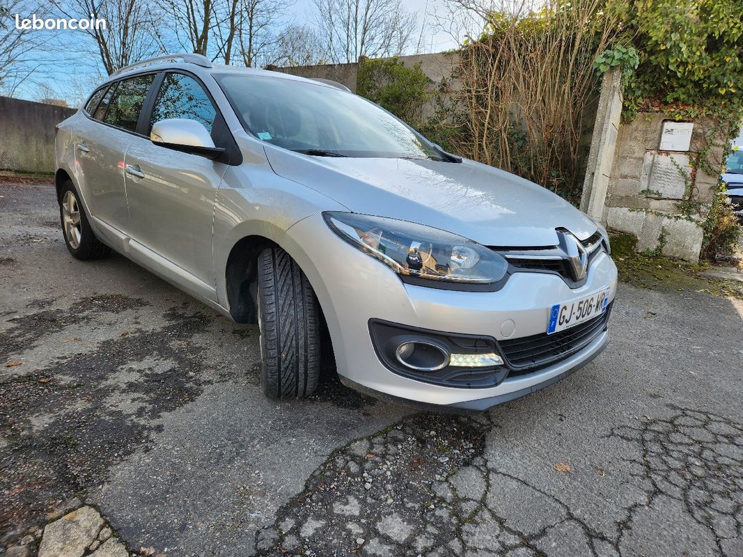 Renault megane 3 lll estade break 95 cv 129900 km évolutif (image 2)