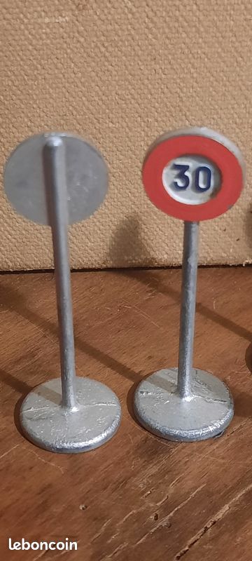 Coffret Dinky Toys France – Panneaux Signalisation Route, Très Bon état