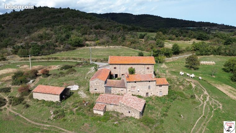 Ferme 6 pièces 130 m²